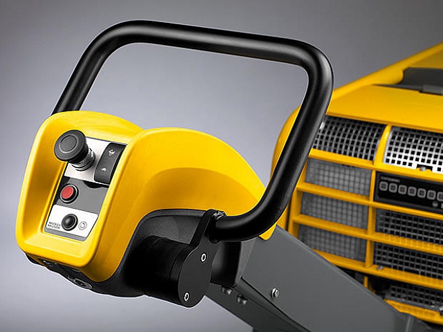 Виброплита реверсивная дизельная Wacker Neuson DPU 90